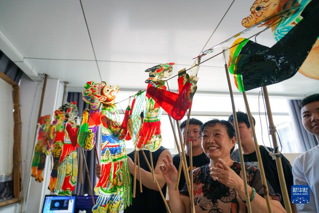 皇冠菠菜游戏